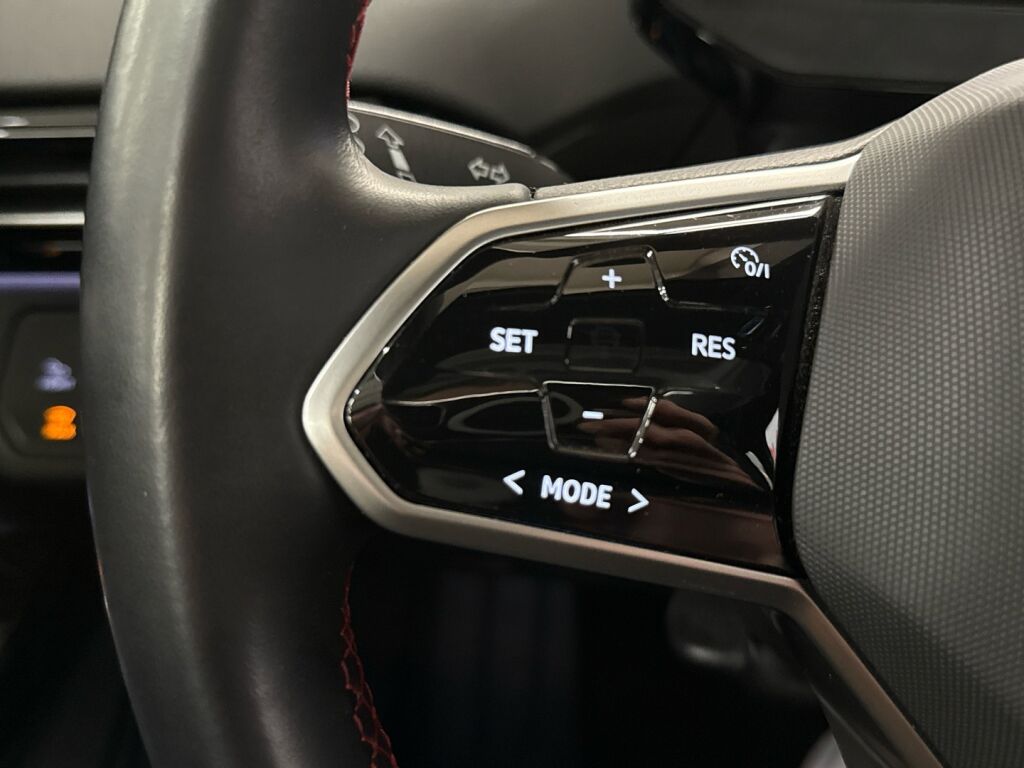 Volkswagen ID.5 2023 Glacier White -metalliväri