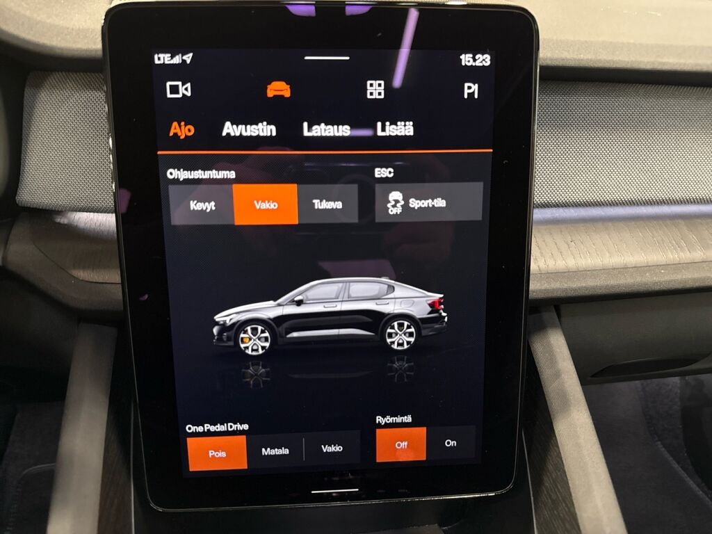 Polestar 2 2023 Snow