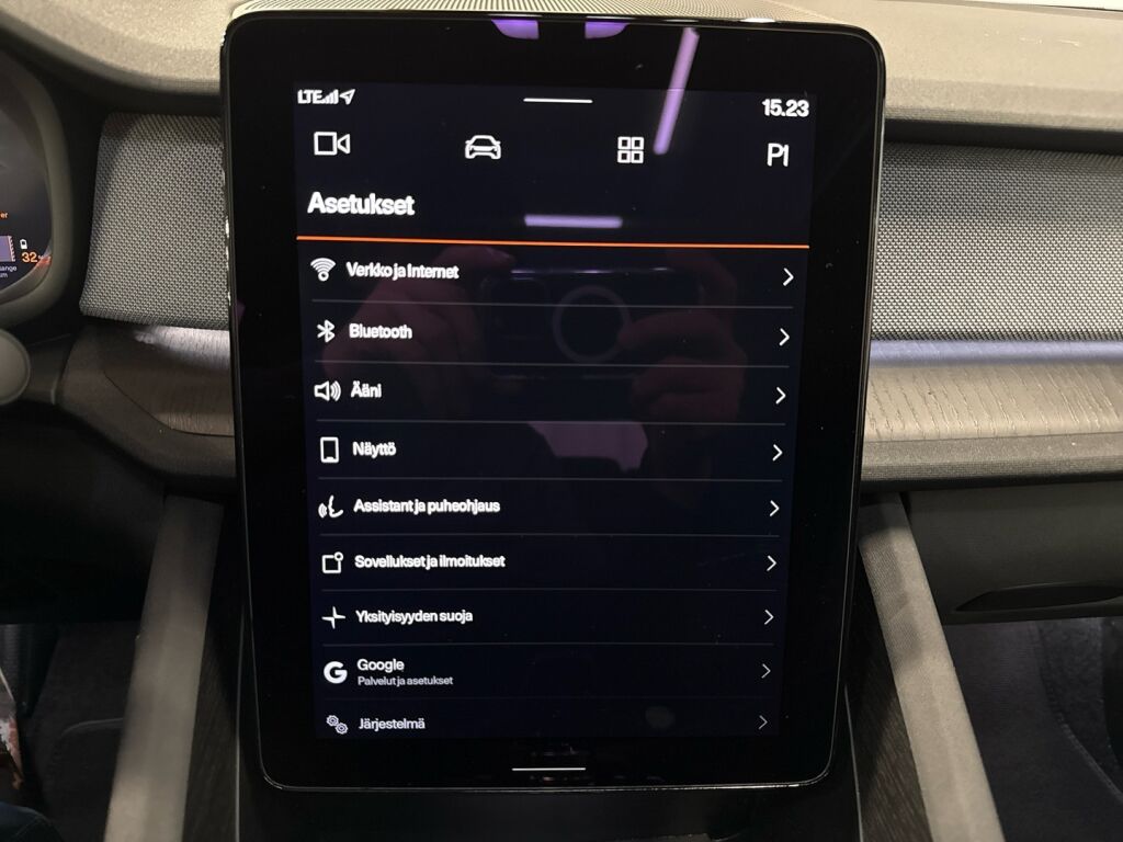 Polestar 2 2023 Snow