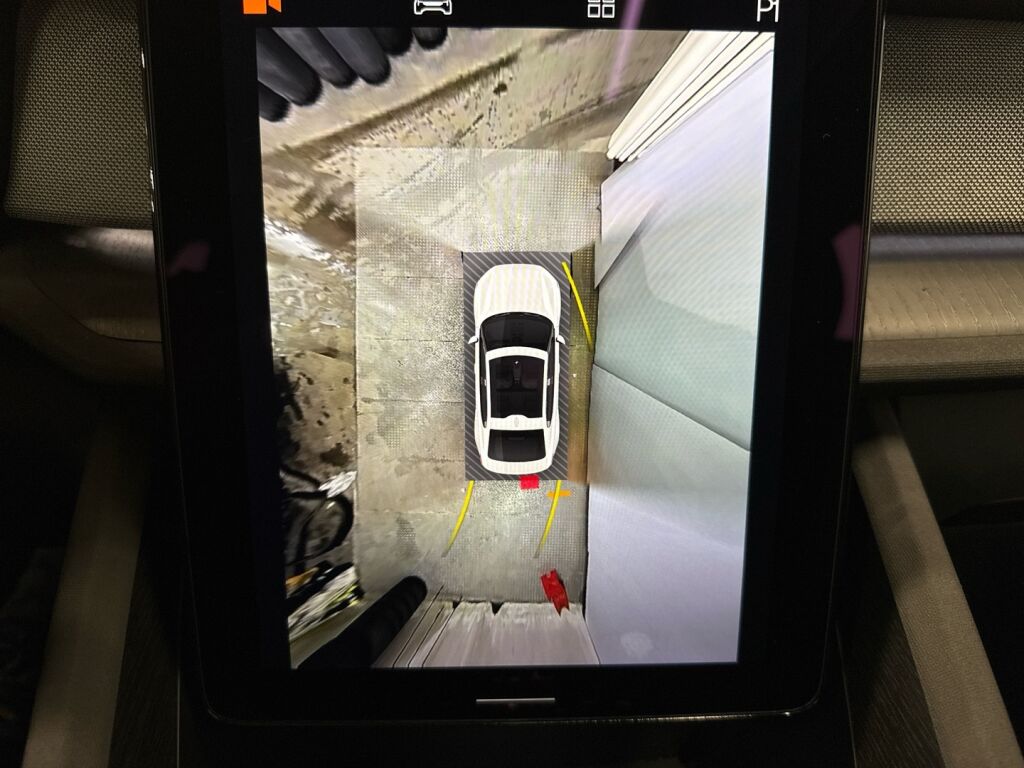 Polestar 2 2023 Snow