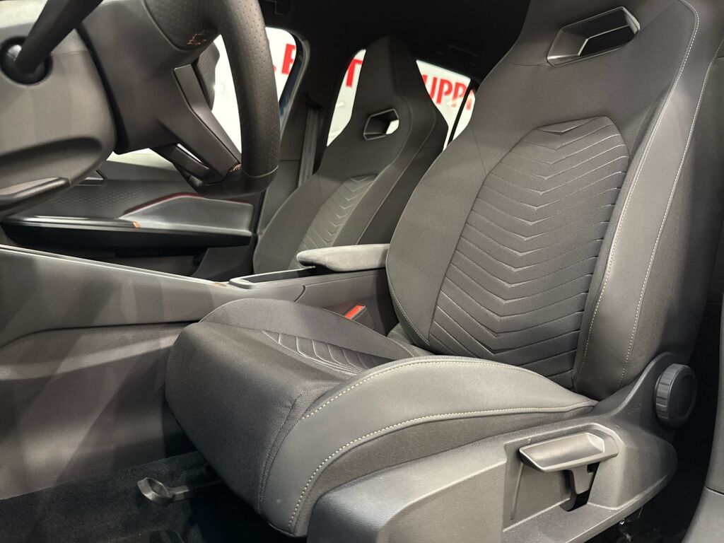 Cupra Born 2023 Sininen