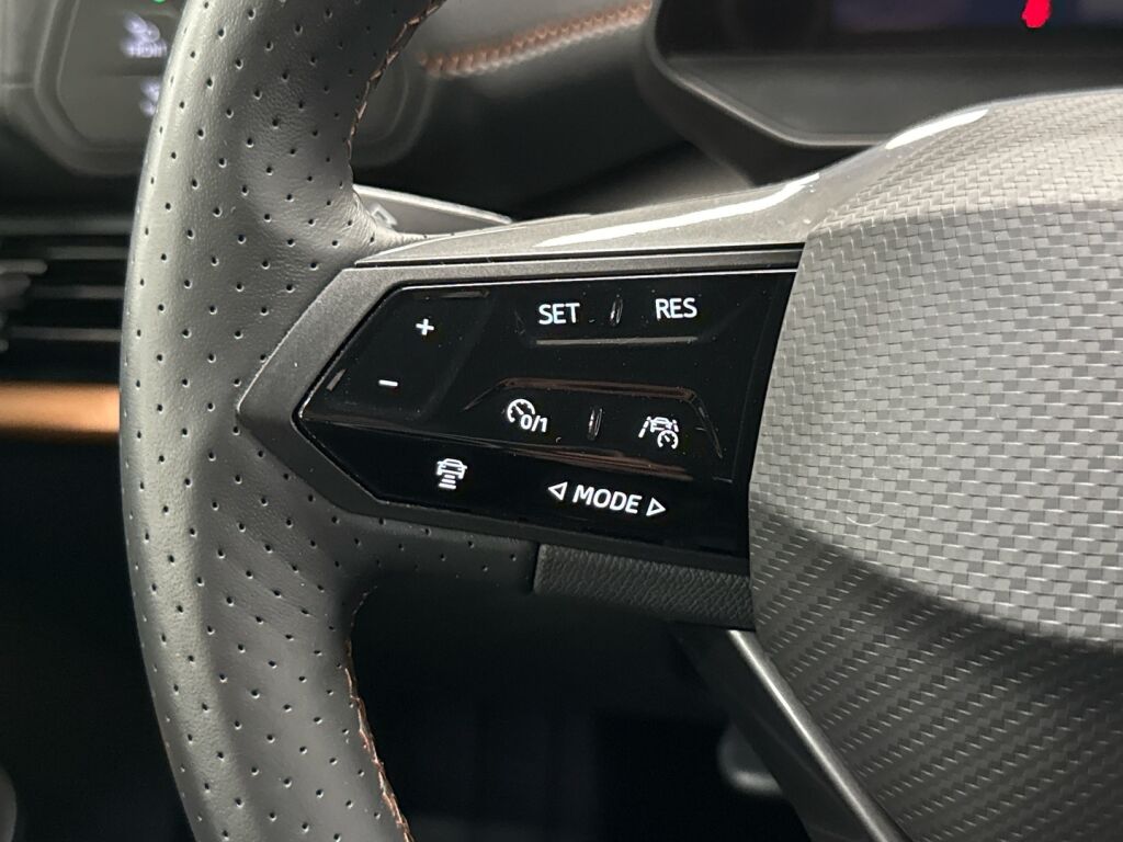 Cupra Born 2023 Sininen