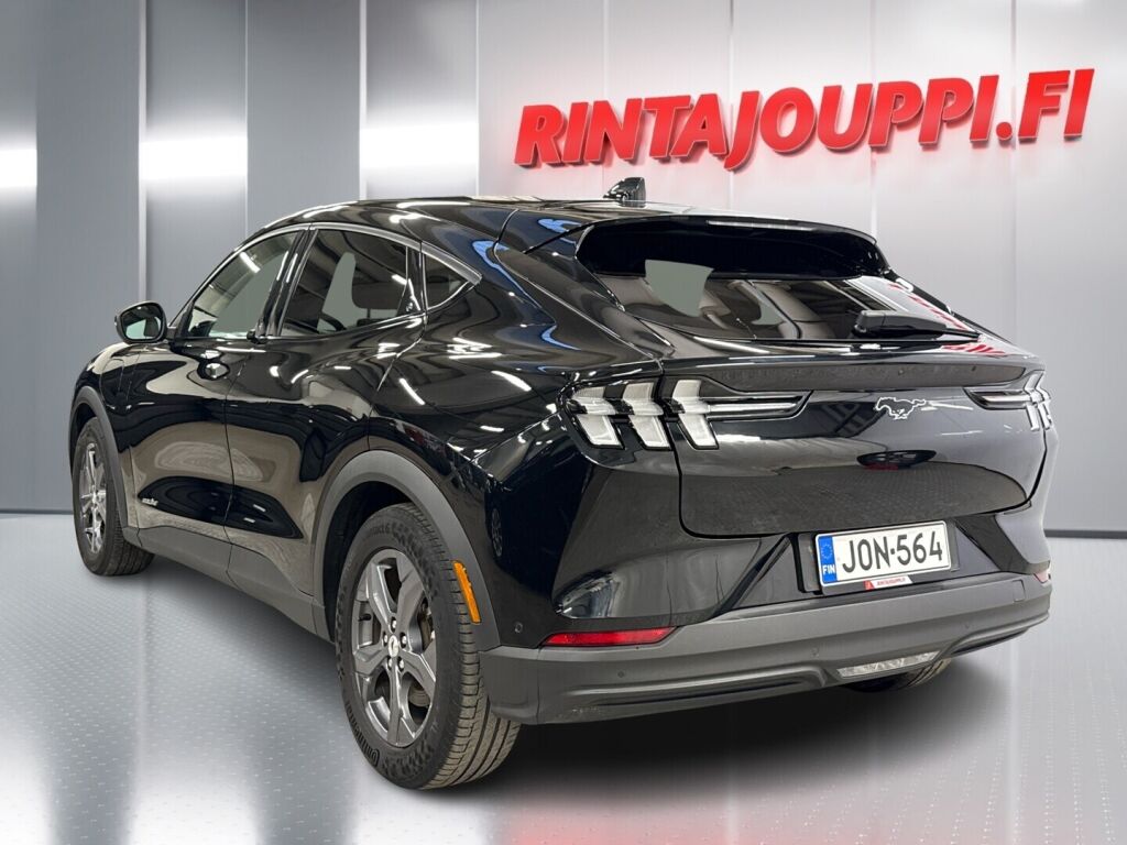 Ford Mustang 2021 Musta