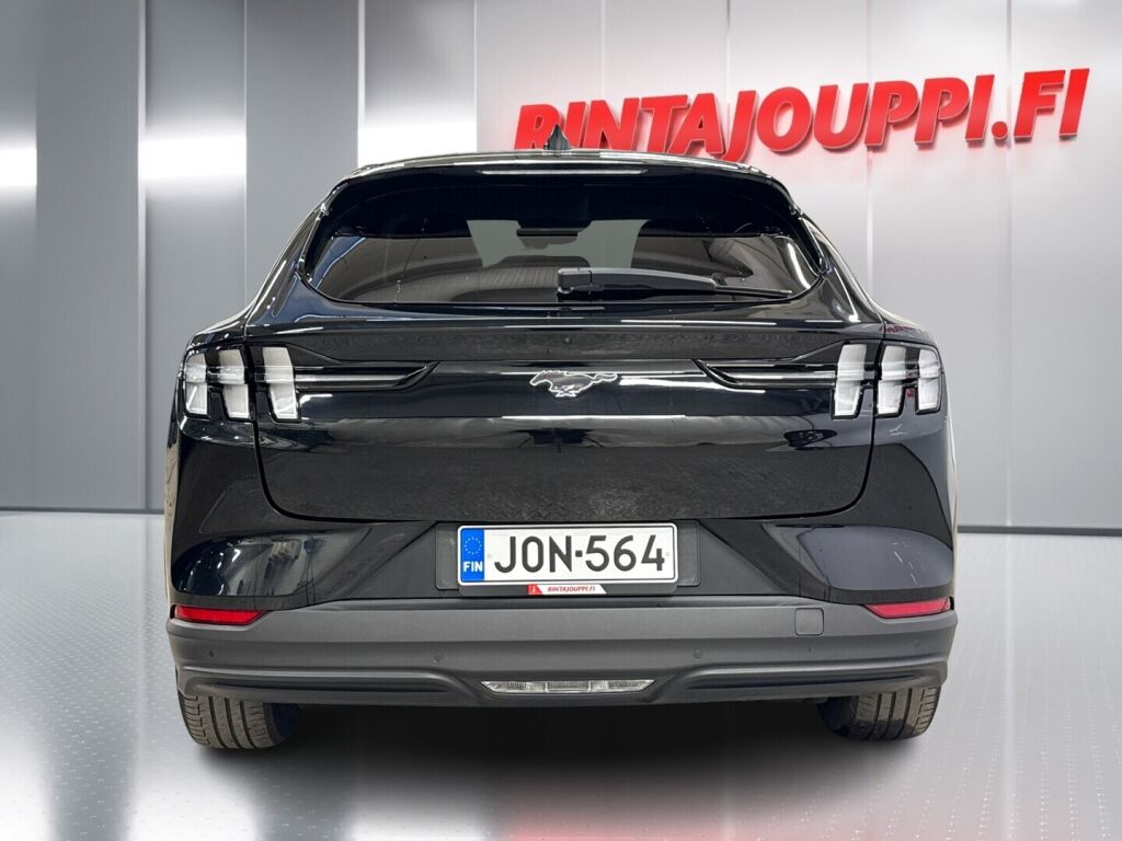 Ford Mustang 2021 Musta