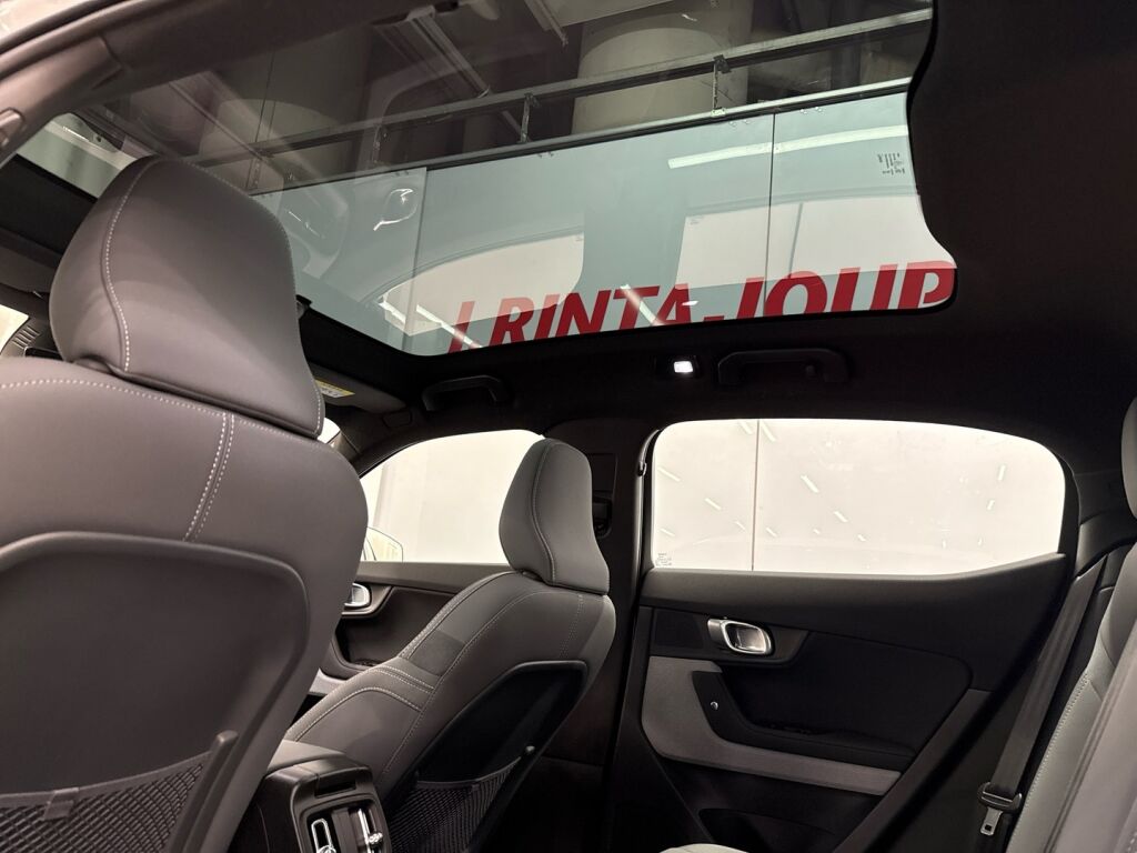 Polestar 2 2023 Valkoinen