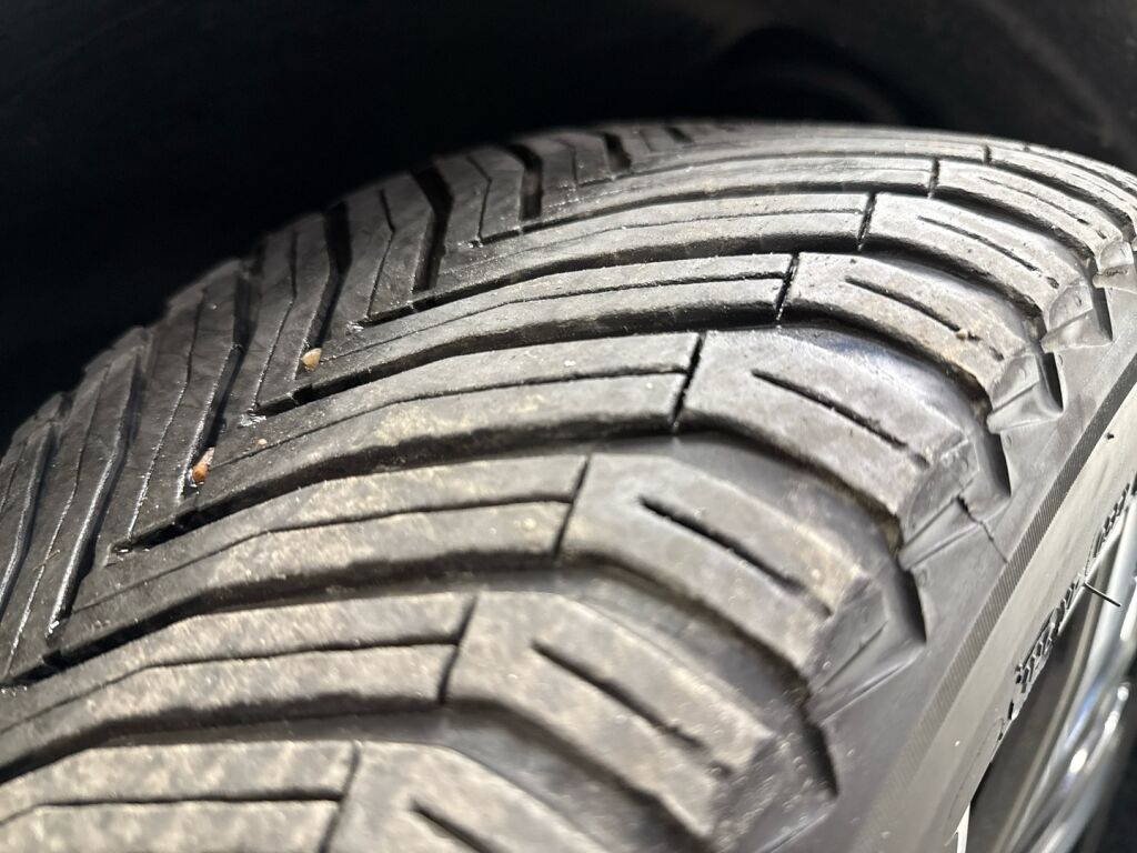 Polestar 2 2023 Valkoinen