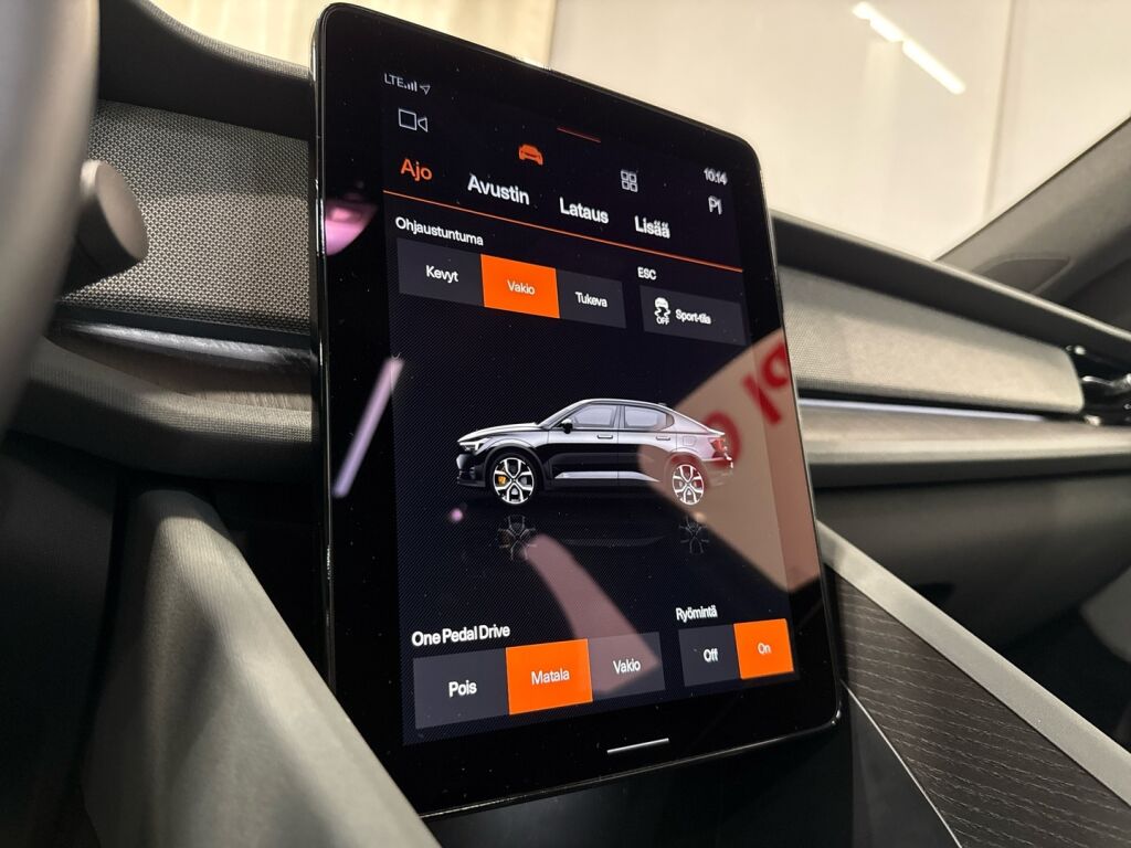 Polestar 2 2023 Valkoinen