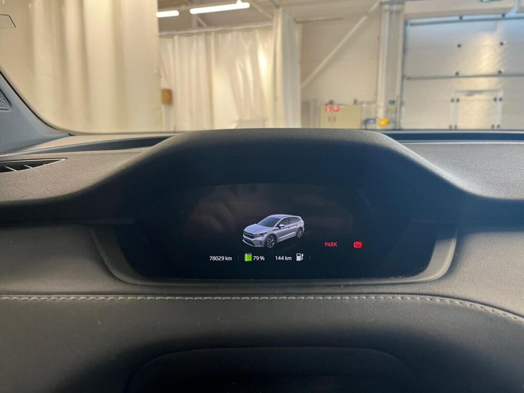 Skoda Enyaq 2021 Valkoinen