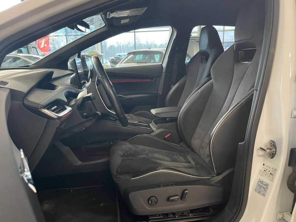 Skoda Enyaq 2021 Valkoinen
