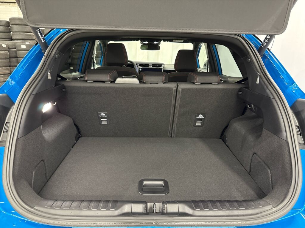 Ford Puma 2026 Sininen