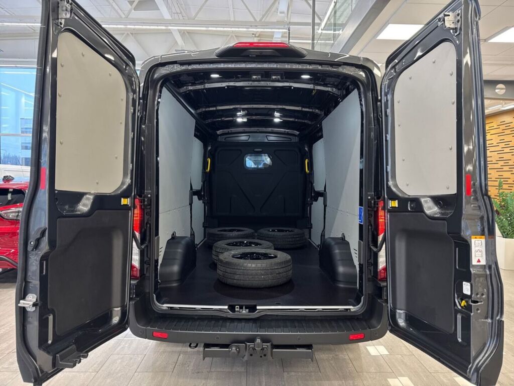 Ford Transit 2026 Magnetic