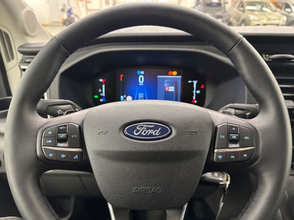 Ford Transit 2026 Frozen White