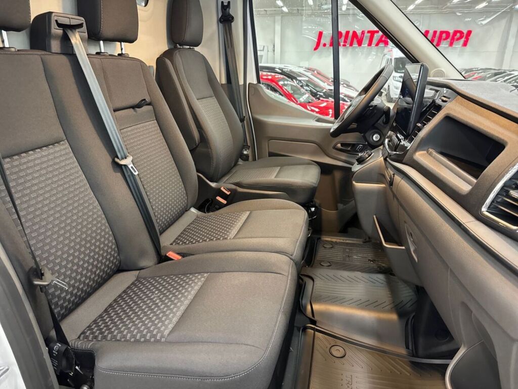 Ford Transit 2026 Frozen White