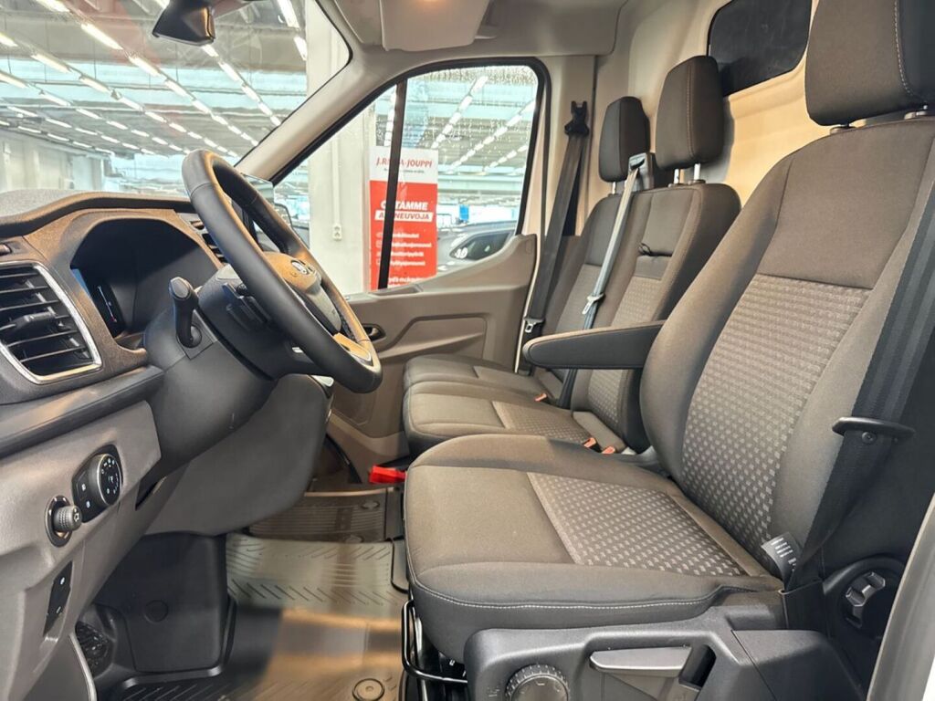 Ford Transit 2026 Frozen White