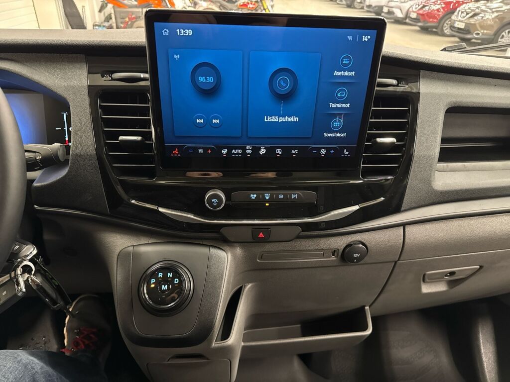 Ford Transit 2026 Valkoinen