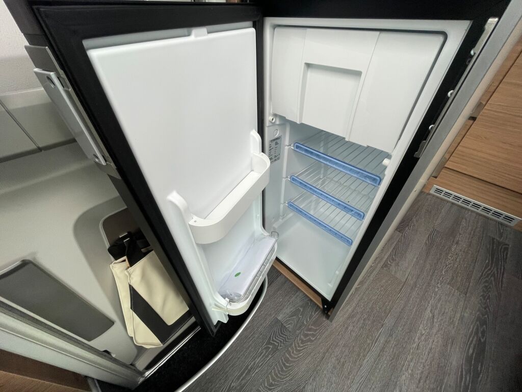 Knaus TOURER VAN 500 MQ VANSATION 2025 Harmaa