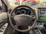 Toyota Hilux 2011 Harmaa