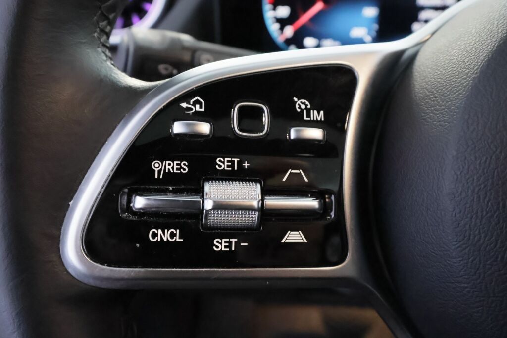 Mercedes-Benz EQA 2022 