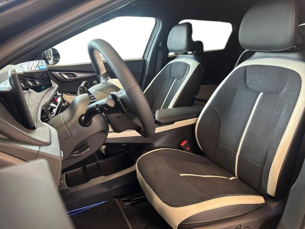 Kia EV6 2026 Musta