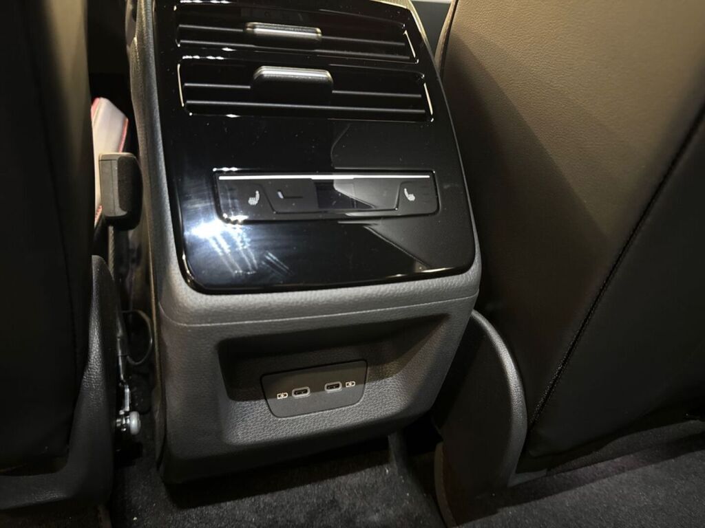 Volkswagen ID.7 2025 