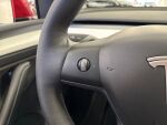Tesla Model Y 2021 Punainen
