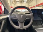 Tesla Model Y 2021 Punainen