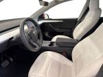 Tesla Model Y 2021 Punainen