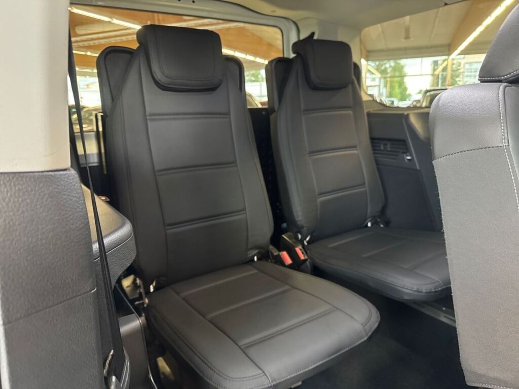 Ford Grand Tourneo Connect 2026 Frozen White
