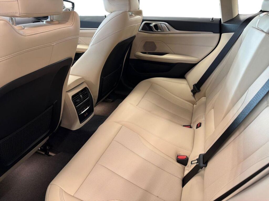 BMW i4 2023 