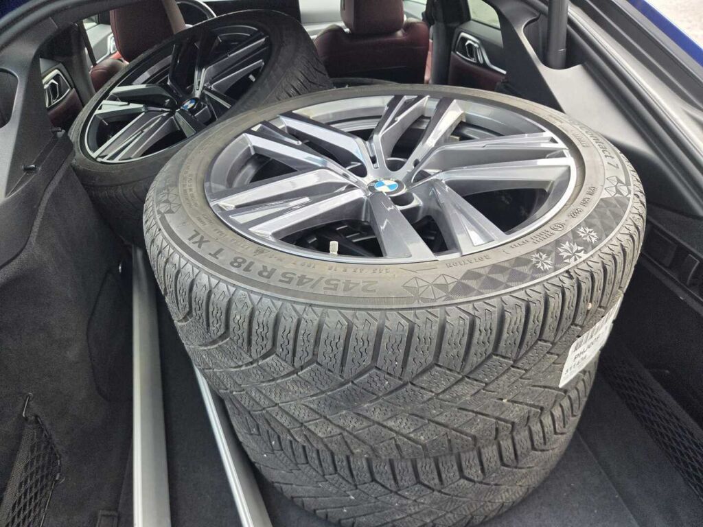 BMW I4 M50 2023 Sininen
