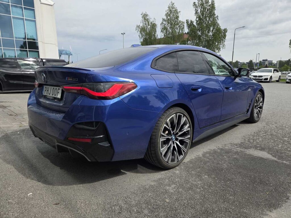 BMW I4 M50 2023 Sininen