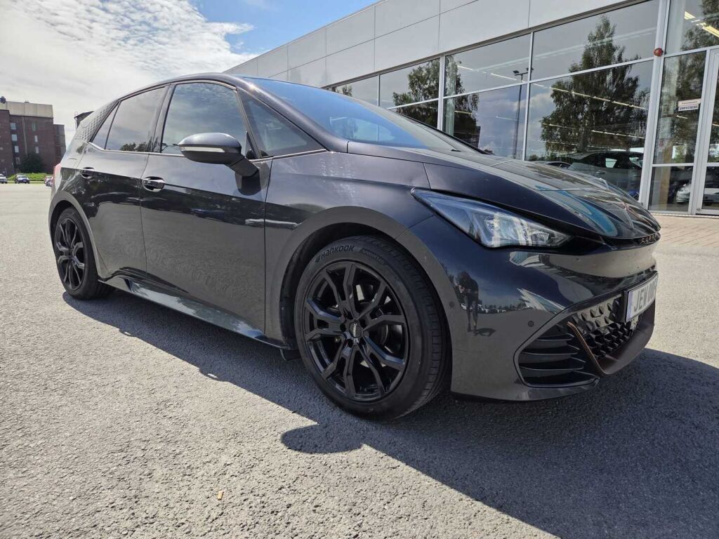 Cupra Born 2022 Harmaa