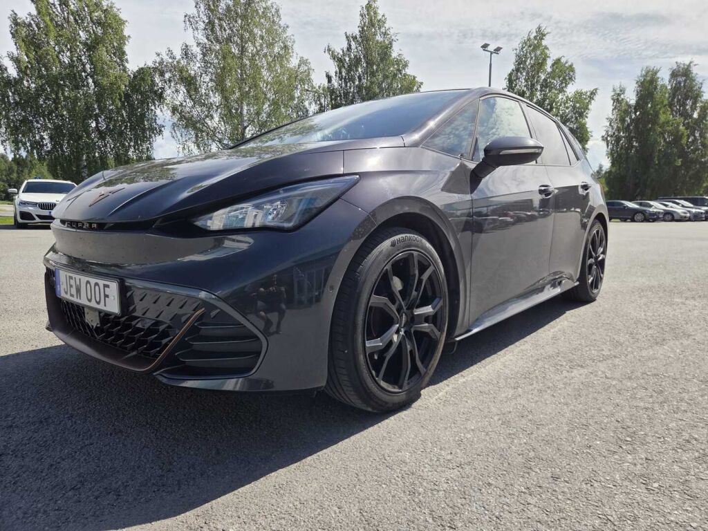 Cupra Born 2022 Harmaa