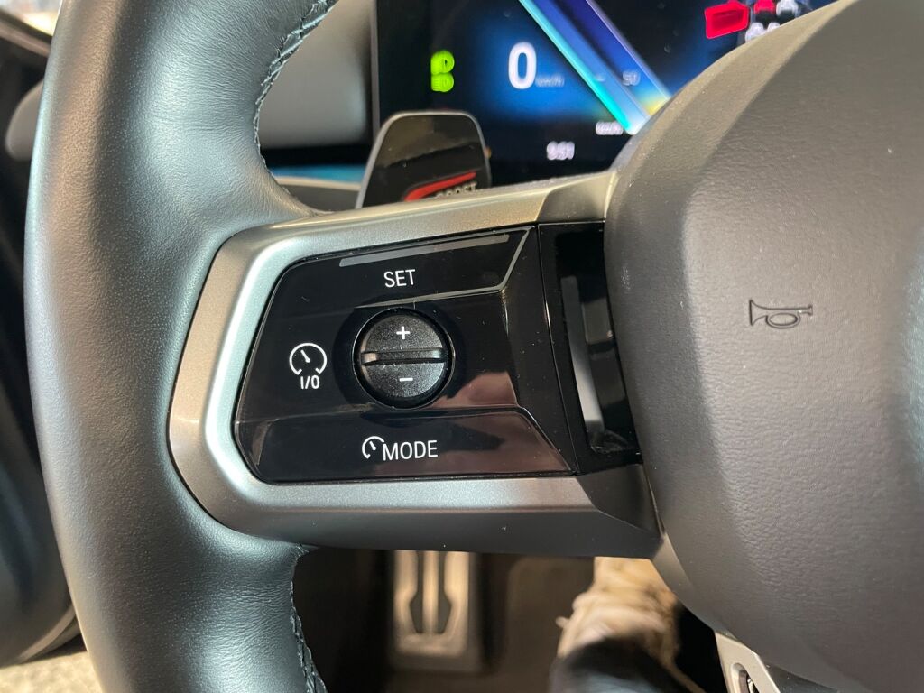 BMW i5 2024 Harmaa