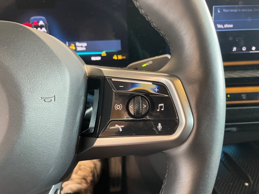 BMW i5 2024 Harmaa