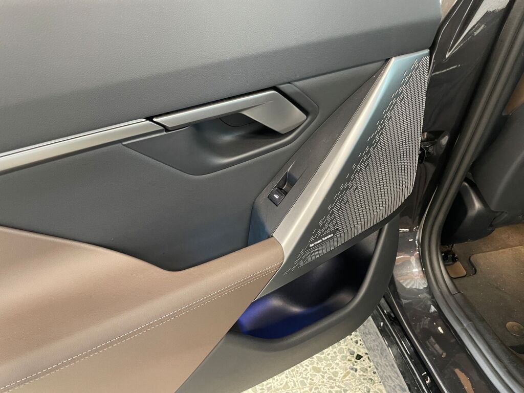 BMW i5 2024 Harmaa