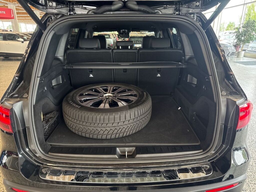 Mercedes-Benz EQB 2025 