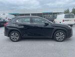 Lexus UX 2021 Musta