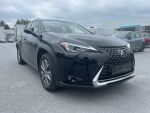 Lexus UX 2021 Musta