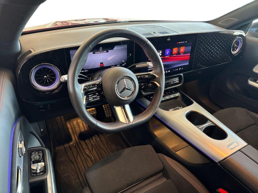 Mercedes-Benz CLA 2026 Punainen (Patagonia Red)