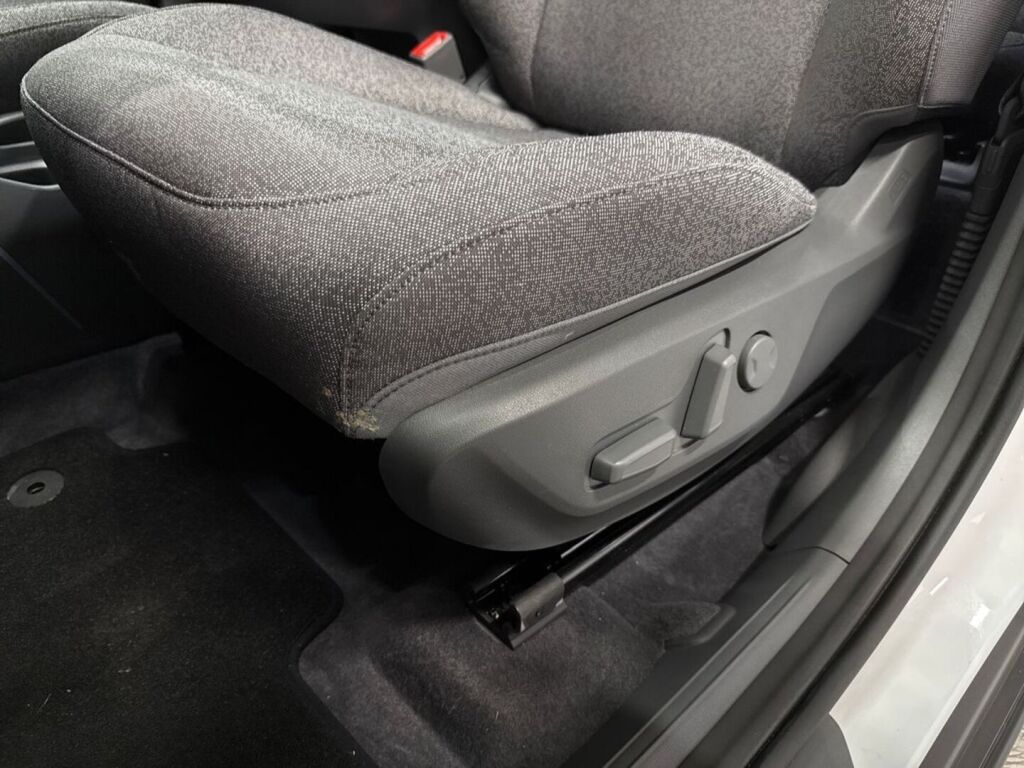Kia EV2 2026 Deluxe White