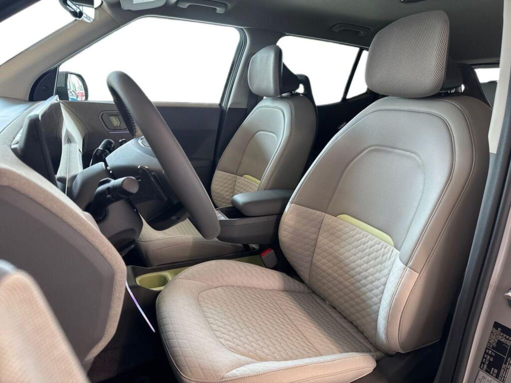 Kia EV2 2026 Harmaa