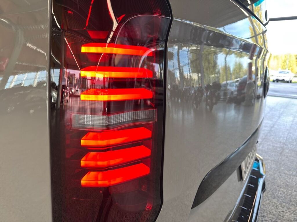 Volkswagen Transporter 2026 Harmaa