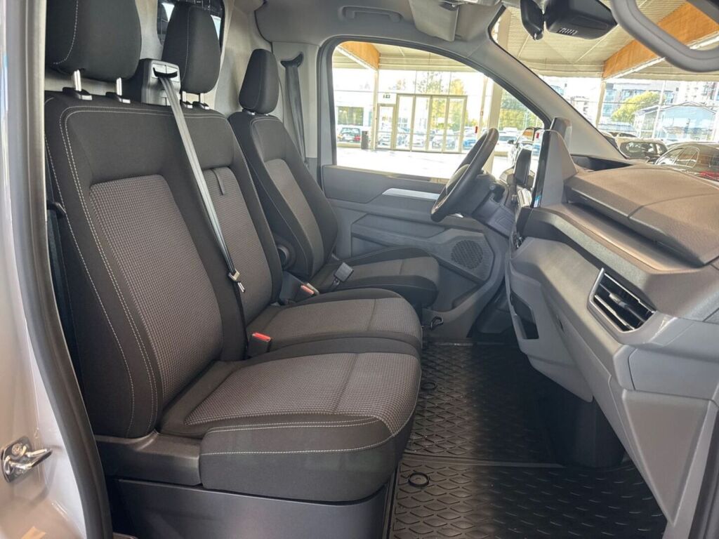 Volkswagen Transporter 2026 Harmaa