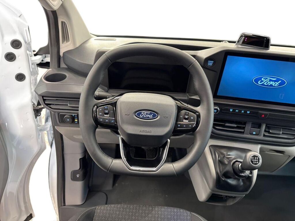 Ford Transit Custom 2026 Valkoinen