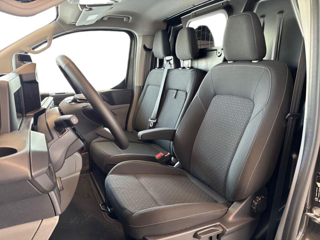 Ford Transit Custom 2026 Magnetic