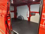 Ford Transit Custom 2026 Punainen