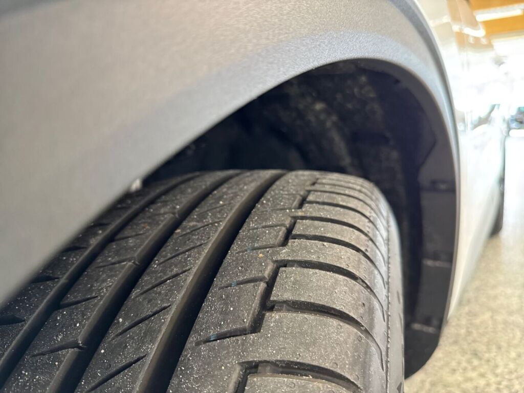 Ford Kuga 2026 Frozen White