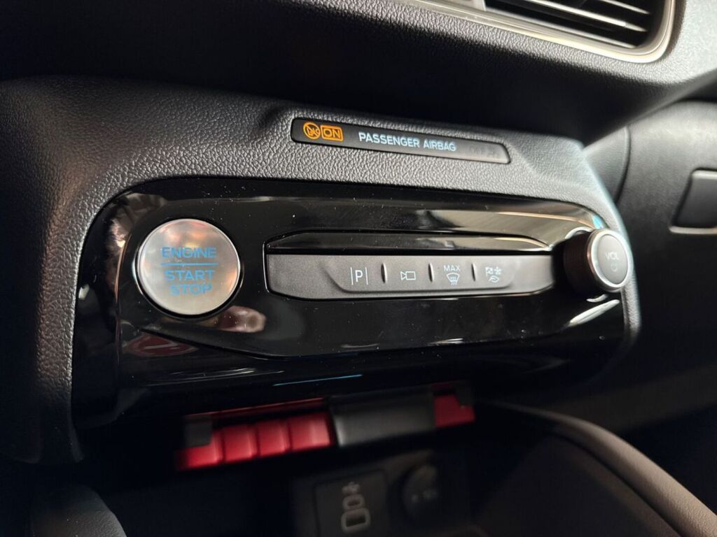 Ford Kuga 2026 Frozen White