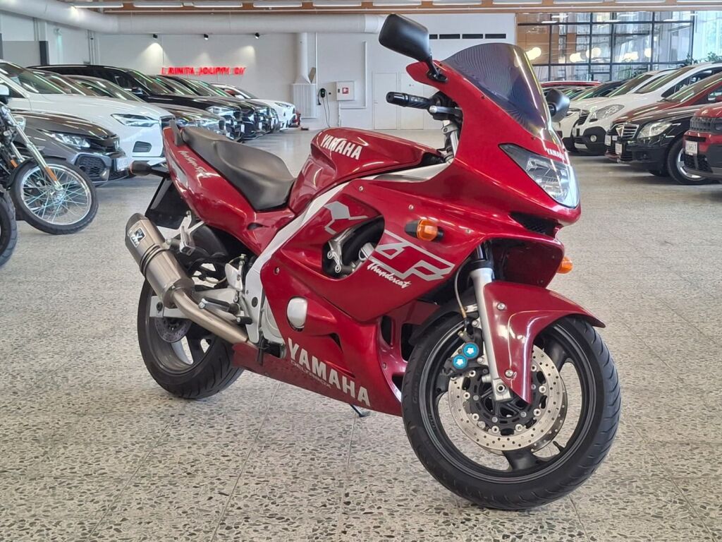 Yamaha YZF 2000 Valkoinen